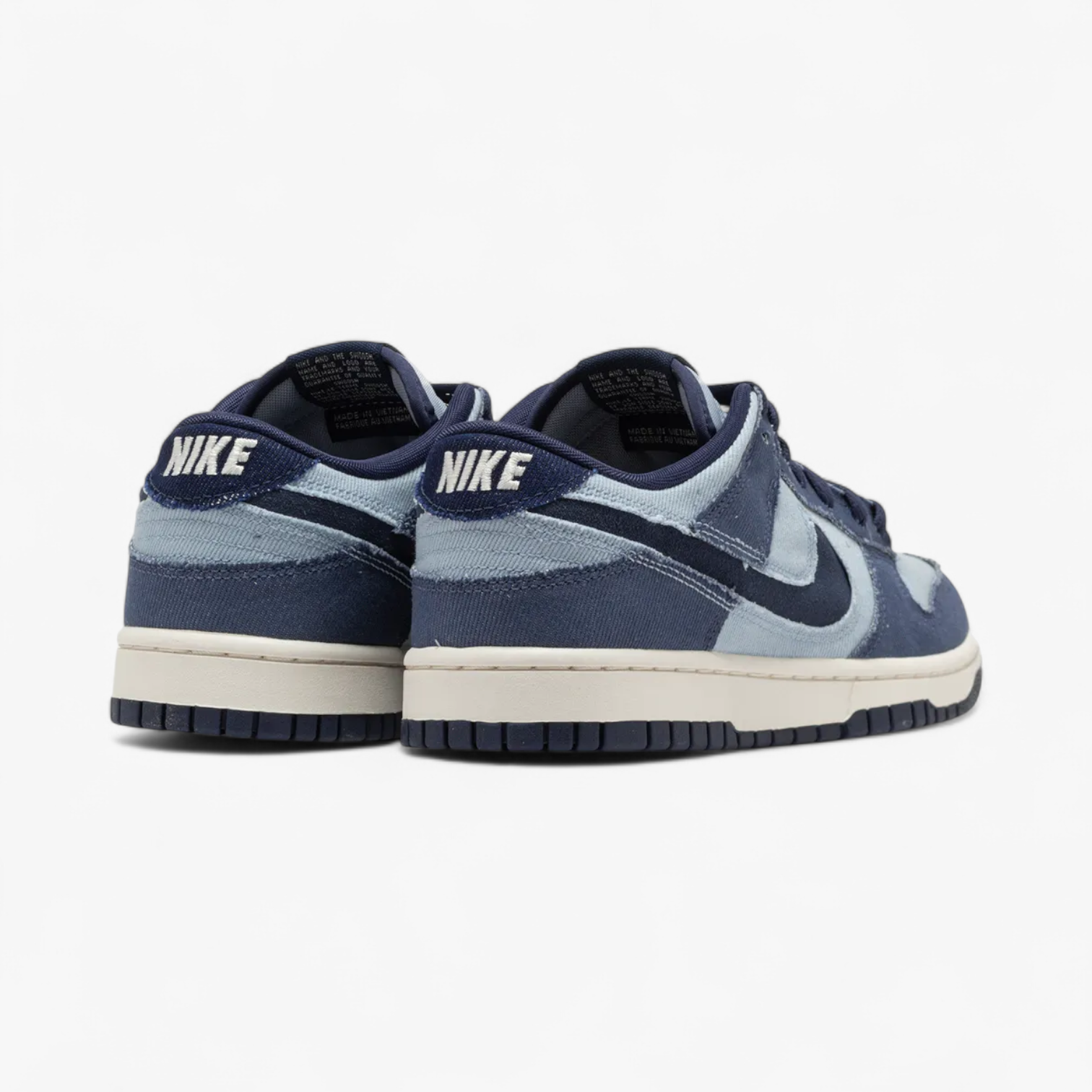 Dunk Low Retro SE "Denim"