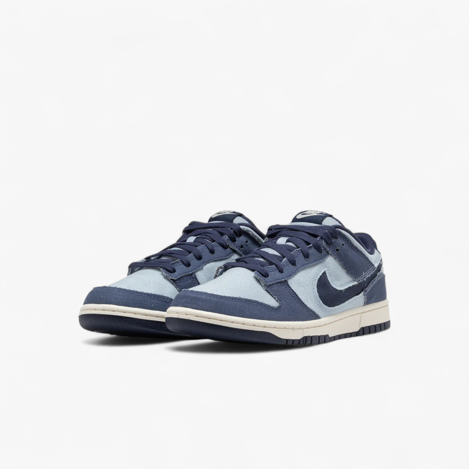 Dunk Low Retro SE "Denim"