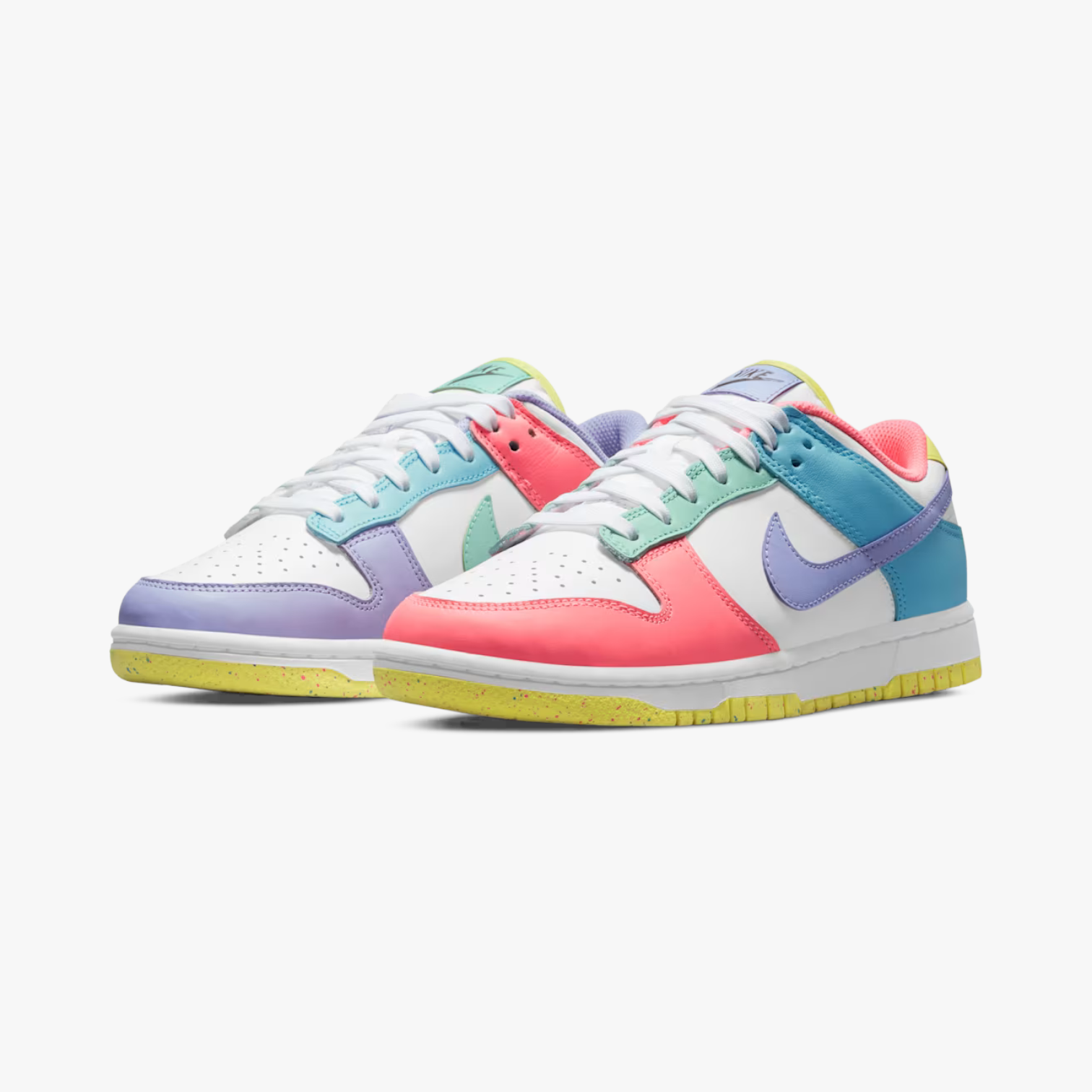 Wmns Dunk Low SE “Candy”